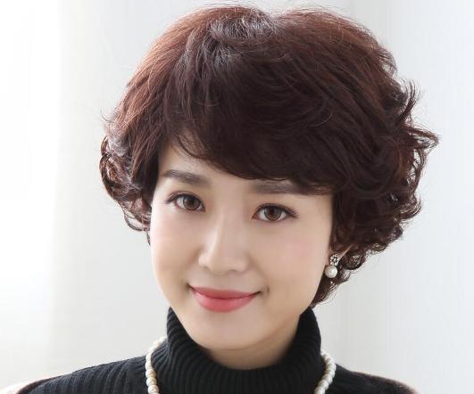 假发不再吃香，广东新出“空气发套”舒适不痒，戴上秒变年轻